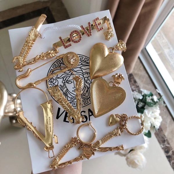 luxurious quality stud earring heart decorate of stud earring women earring classic beach ps6844a, Golden
luxurious quality stud earring heart decorate of stud earring women earring classic beach ps6844a, Golden