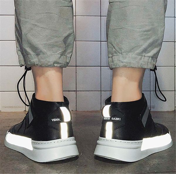 wholesale 2020 spring and autumn men's shoes breathable trend sports running shoes tide large size 45 casual shoes men
wholesale 2020 spring and autumn men's shoes breathable trend sports running shoes tide large size 45 casual shoes men