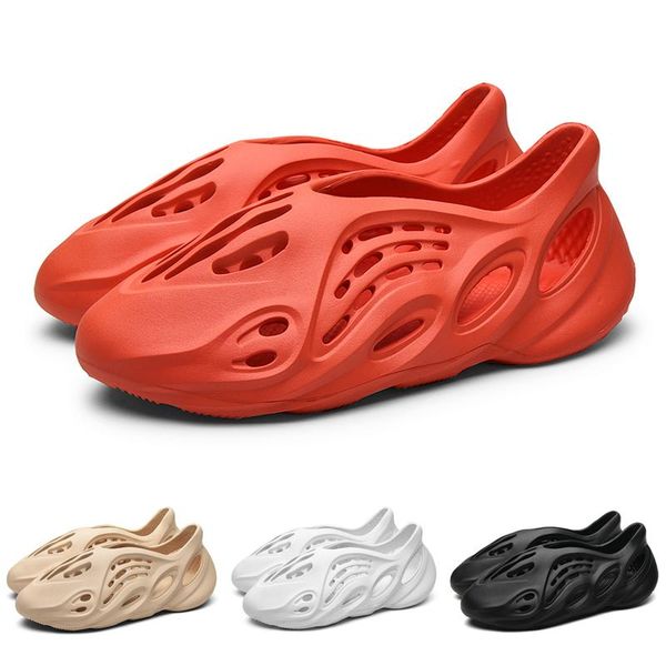 2020 foam runner kanye west clog sandal triple black white fashion slipper women mens tainers designer beach sandals slip-on 36-44
2020 foam runner kanye west clog sandal triple black white fashion slipper women mens tainers designer beach sandals slip-on 36-44