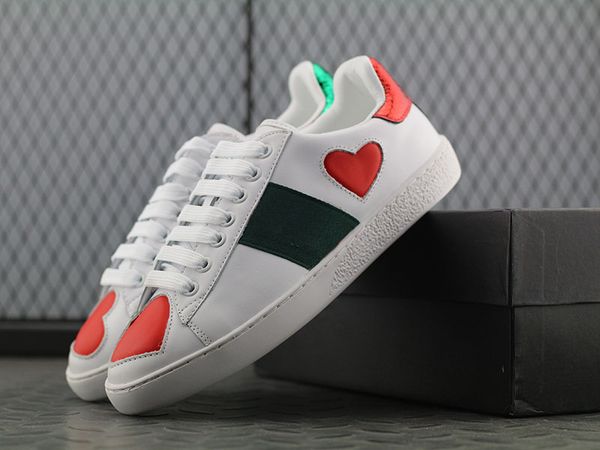 2020 new designer luxury designer men women sneakers casual shoes fashion sports trainers red green stripe, Black
2020 new designer luxury designer men women sneakers casual shoes fashion sports trainers red green stripe, Black