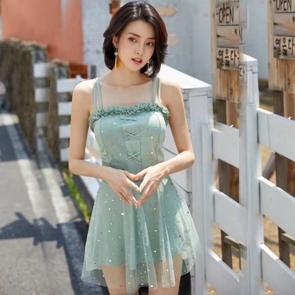 2020 female fairy fan spring conservative jumpsuit swimsuit skinny belly covering one-piece boxer student swimsuit, White;black
2020 female fairy fan spring conservative jumpsuit swimsuit skinny belly covering one-piece boxer student swimsuit, White;black