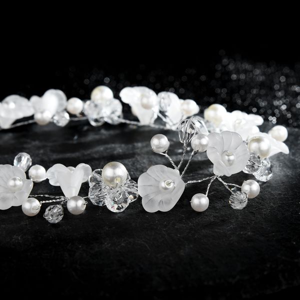 crystal rhinestone silver wedding hair jewelry with ribbon bridal pearl hairbands women flower headpiece accessories, Golden;white
crystal rhinestone silver wedding hair jewelry with ribbon bridal pearl hairbands women flower headpiece accessories, Golden;white