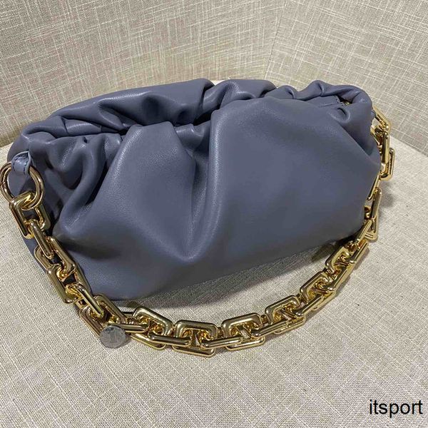 luxury cloud shape evening bags cloud bag with thick chain clutch women pouch genuine leather clip designer handbags crossbody totes wallet
luxury cloud shape evening bags cloud bag with thick chain clutch women pouch genuine leather clip designer handbags crossbody totes wallet
