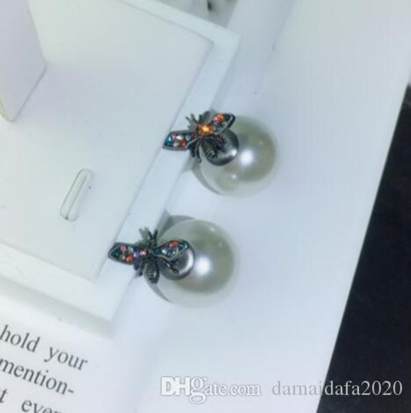 fashion color diamond bee pearl retro dual-use female simple trend earrings ear clip jewelry accessories, Gray
fashion color diamond bee pearl retro dual-use female simple trend earrings ear clip jewelry accessories, Gray