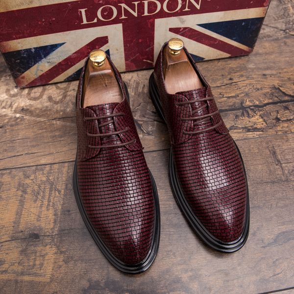 black non-slip men's shoes 2019 spring and autumn outdoor new british style lace-up shoes social business men's
black non-slip men's shoes 2019 spring and autumn outdoor new british style lace-up shoes social business men's