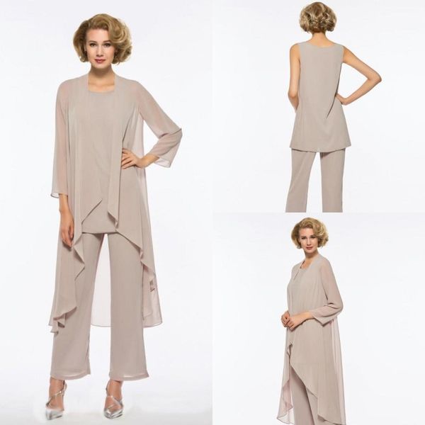 chic stylish mother of the bride pant suits elegant chiffon 3 piece beach wedding mother of bride dresses outfits with jacket pant 2019, Black;red
chic stylish mother of the bride pant suits elegant chiffon 3 piece beach wedding mother of bride dresses outfits with jacket pant 2019, Black;red