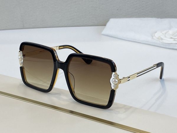 latest selling popular fashion 4307 women sunglasses mens sunglasses men sunglasses gafas de sol sun glasses uv400 lens with box, White;black
latest selling popular fashion 4307 women sunglasses mens sunglasses men sunglasses gafas de sol sun glasses uv400 lens with box, White;black
