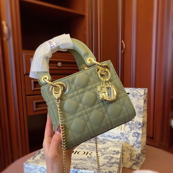 20ss luxury designer lady handag brand women designer shoulder bag with strap fashion designer crossbody bag tba 20030902w
20ss luxury designer lady handag brand women designer shoulder bag with strap fashion designer crossbody bag tba 20030902w