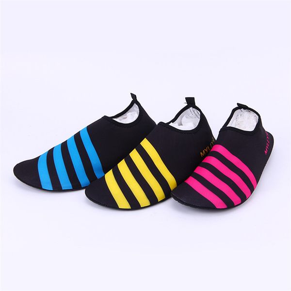 hotsale летнего открытого пляжа упругие и удобная спортивная обувь мужчины и женщины surf аква бич вода обуви йоги купальный дайвинг носки м
hotsale летнего открытого пляжа упругие и удобная спортивная обувь мужчины и женщины surf аква бич вода обуви йоги купальный дайвинг носки м