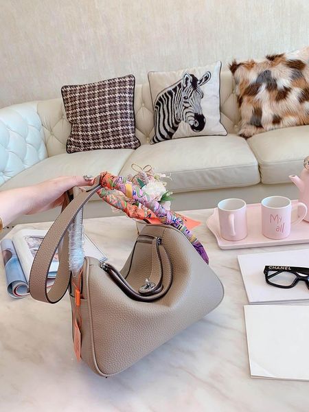 designer purse lindy purses bag women pu leather fashion crossbody purses bag ladies fashion totes luxury handbag
designer purse lindy purses bag women pu leather fashion crossbody purses bag ladies fashion totes luxury handbag