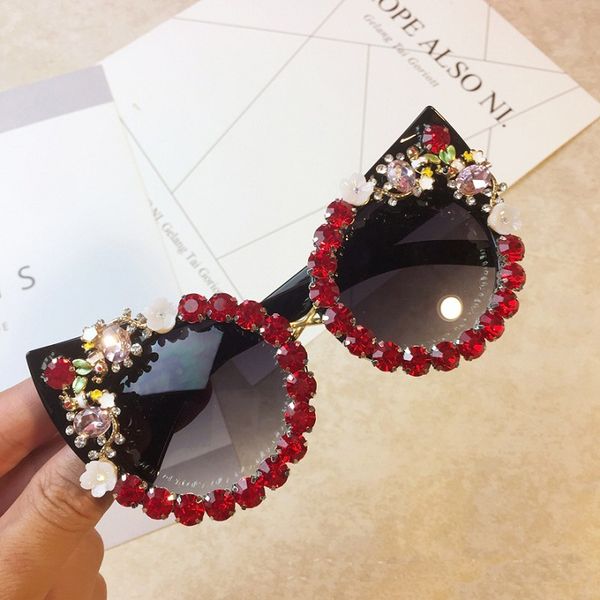 cat glasses outdoor retro big brand eye handmade fashion sunglasses women flower rhinestone party sun wholesale jkand, White;black
cat glasses outdoor retro big brand eye handmade fashion sunglasses women flower rhinestone party sun wholesale jkand, White;black