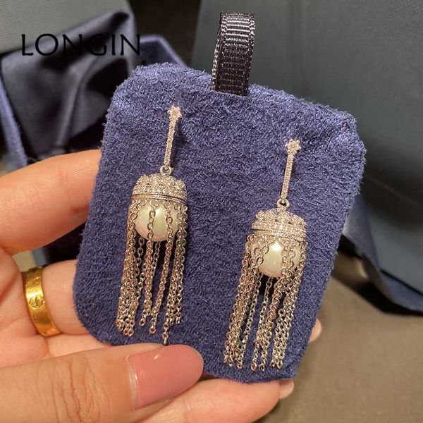 china micro inlaid zircon vintage court pearl silver color earrings fashion personality creative wild net red banquet earrings, Golden;silver
china micro inlaid zircon vintage court pearl silver color earrings fashion personality creative wild net red banquet earrings, Golden;silver