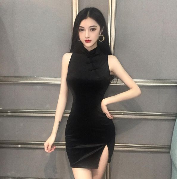 2019 китайский вечернее платье сексуальный ночной клуб замши bodycon cheongsam женское белье без рукавов мандарин воротник qipao, Red
2019 китайский вечернее платье сексуальный ночной клуб замши bodycon cheongsam женское белье без рукавов мандарин воротник qipao, Red