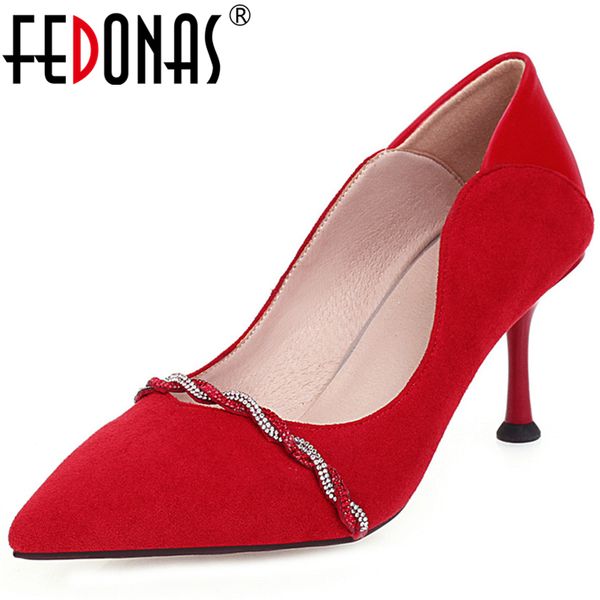 fedonas puntiagudas tacón delgado mujeres poco profundas moda madura boda fiesta casual euro estilo bombas strass cadena zapatos mujer, Black
fedonas puntiagudas tacón delgado mujeres poco profundas moda madura boda fiesta casual euro estilo bombas strass cadena zapatos mujer, Black