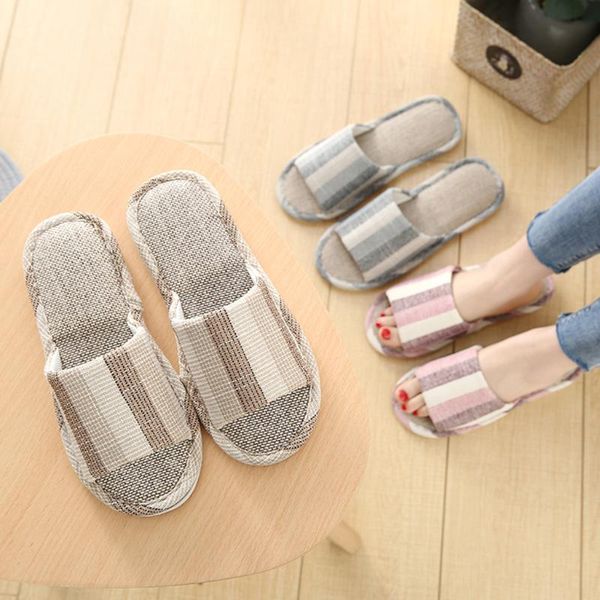 2020 new breathable anti-skid slippers home comfortable flip flops for simple indoor durable flat stripe couple, Black
2020 new breathable anti-skid slippers home comfortable flip flops for simple indoor durable flat stripe couple, Black