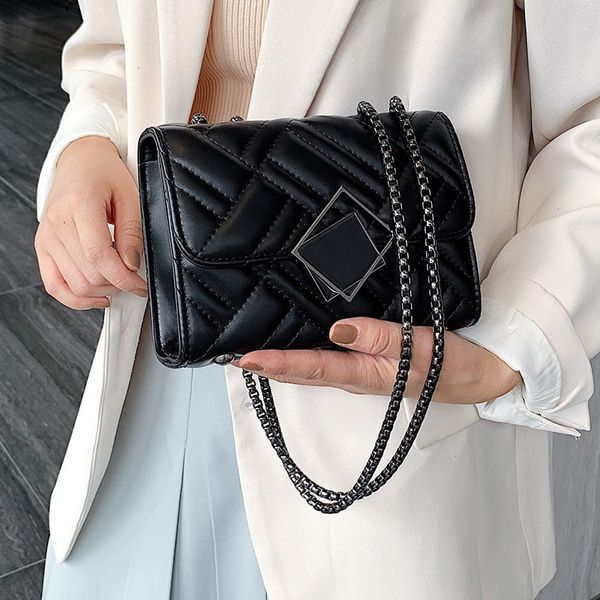 solid color pu leather crossbody bags for women small chain shoulder messenger bag lady lock handbags bolsos
solid color pu leather crossbody bags for women small chain shoulder messenger bag lady lock handbags bolsos