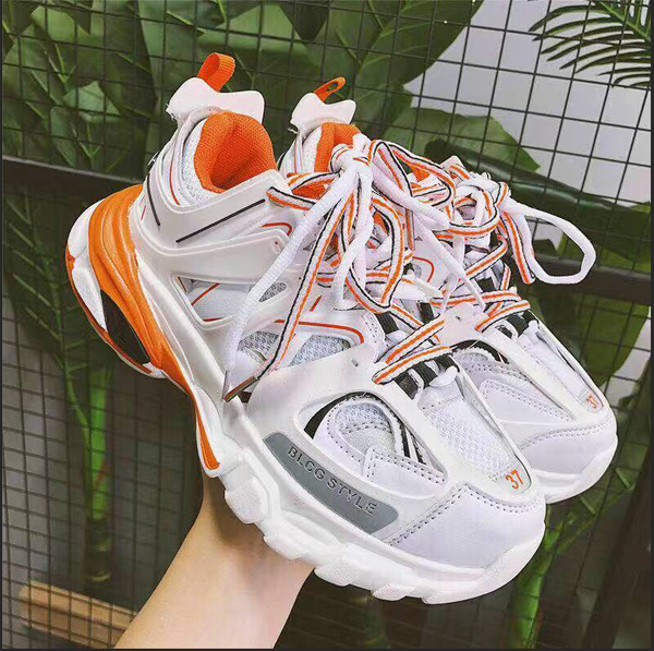 fall on the new spring and autumn sports shoes korean version of the trend of casual lovers running shoes three generations p, Black
fall on the new spring and autumn sports shoes korean version of the trend of casual lovers running shoes three generations p, Black