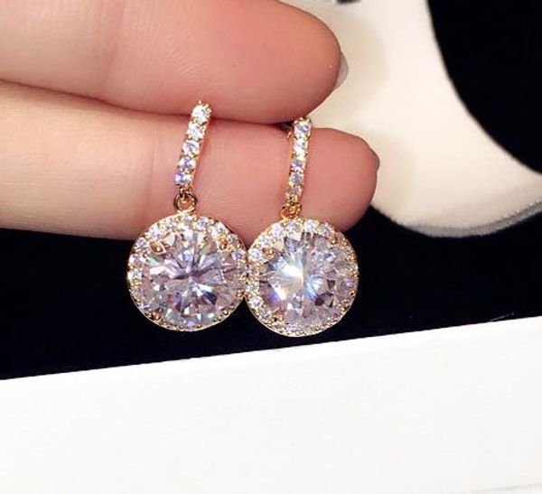 Super glittering ! popular trendy fashion luxury designer simple diamond zircon lovely stud earrings for woman girls gold silver
Super glittering ! popular trendy fashion luxury designer simple diamond zircon lovely stud earrings for woman girls gold silver