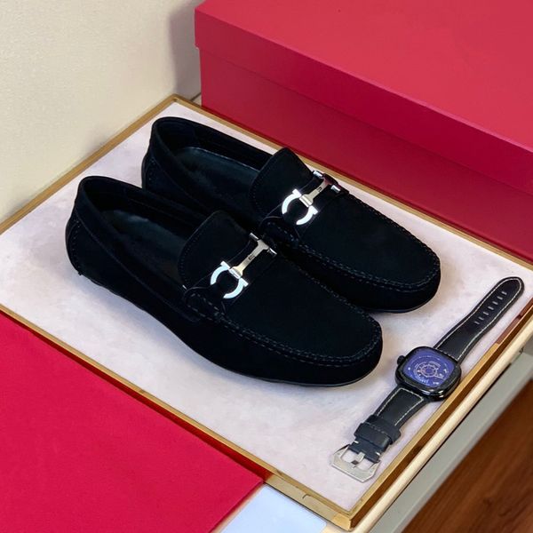 19ss tassel designer men loafers red velvet slippers smoking slip-on men's flats party wedding luxury dress shoes black brown
19ss tassel designer men loafers red velvet slippers smoking slip-on men's flats party wedding luxury dress shoes black brown