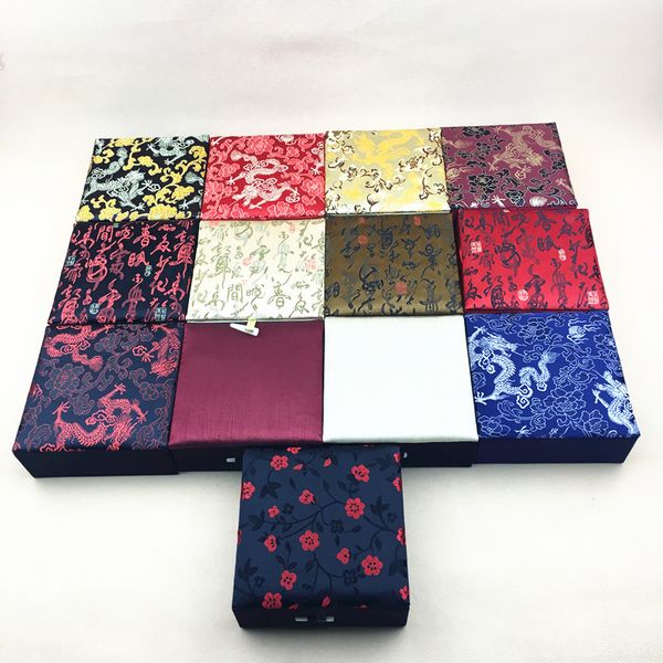 wholesale 10pcs dragon features silk jewelry brocade box high-end jewelry box, Pink;blue
wholesale 10pcs dragon features silk jewelry brocade box high-end jewelry box, Pink;blue
