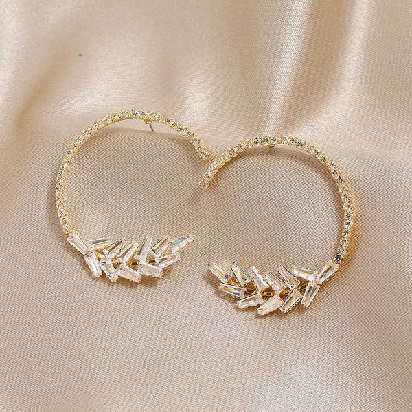 мода простой прекрасный обручи серьги boho серьги для женщин круглый уха шпильки ювелирные изделия аксессуары темперамент серьги для девочек, Golden;silver
мода простой прекрасный обручи серьги boho серьги для женщин круглый уха шпильки ювелирные изделия аксессуары темперамент серьги для девочек, Golden;silver