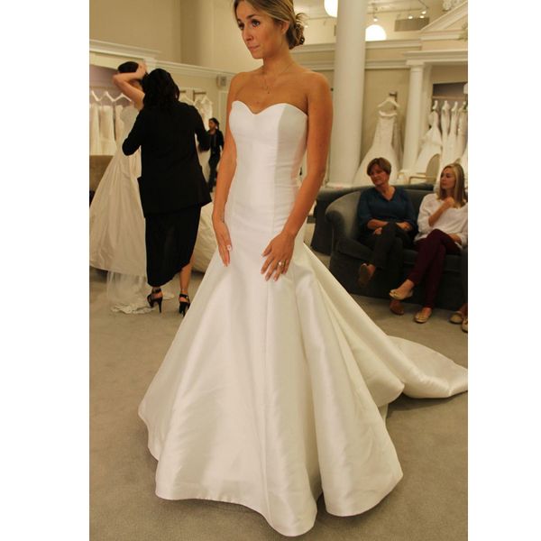 sample white stain mermaid wedding dresses ruched sweetheart wedding gowns bridal dresses vestidos de novia sweep train
sample white stain mermaid wedding dresses ruched sweetheart wedding gowns bridal dresses vestidos de novia sweep train