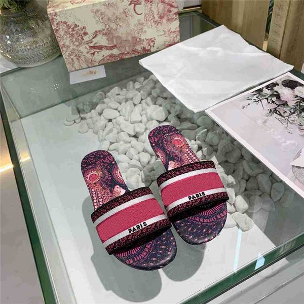 dazzle flowers women sandals designer flat slippers embroidery sandal floral brocade slipper flip flops striped beach causal slipper, Black
dazzle flowers women sandals designer flat slippers embroidery sandal floral brocade slipper flip flops striped beach causal slipper, Black