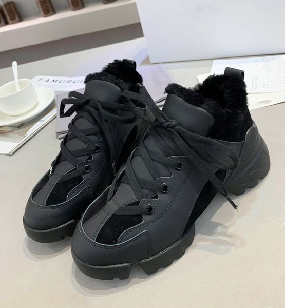 2020 luxury fashion women's black sneakers designer brand ladies martin boots winter platform female coach training shoes
2020 luxury fashion women's black sneakers designer brand ladies martin boots winter platform female coach training shoes