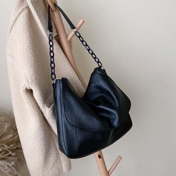 chain pu leather solid color shoulder bags for women 2020 black travel handbags lady simple hand bag female elegant
chain pu leather solid color shoulder bags for women 2020 black travel handbags lady simple hand bag female elegant
