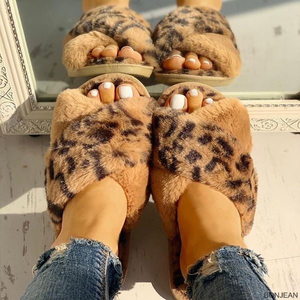 women home slippers faux fur fashion warm shoes woman slip on flats female outdoor slides leopard print cozy home furry slippers, Black
women home slippers faux fur fashion warm shoes woman slip on flats female outdoor slides leopard print cozy home furry slippers, Black