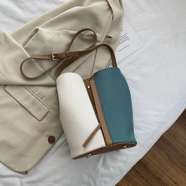 stitching color small bucket bags for women 2020 2020 elegant shoulder handbags female travel totes lady crossbody bag 
stitching color small bucket bags for women 2020 2020 elegant shoulder handbags female travel totes lady crossbody bag