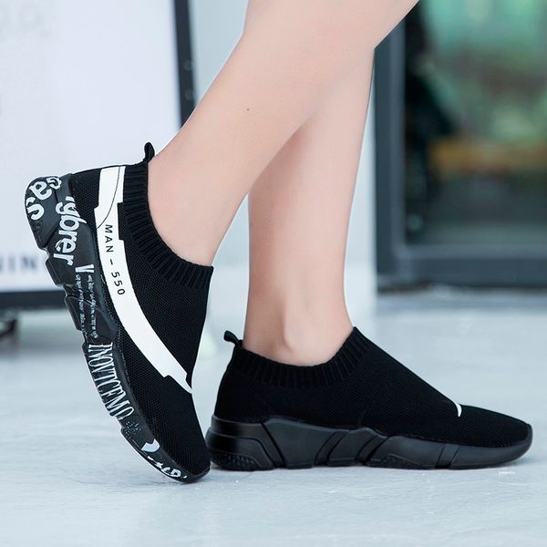 lover slip-on running shoes breathable light outdoor jogging sneakers mesh shoes sneakers soft sport men women footwear
lover slip-on running shoes breathable light outdoor jogging sneakers mesh shoes sneakers soft sport men women footwear