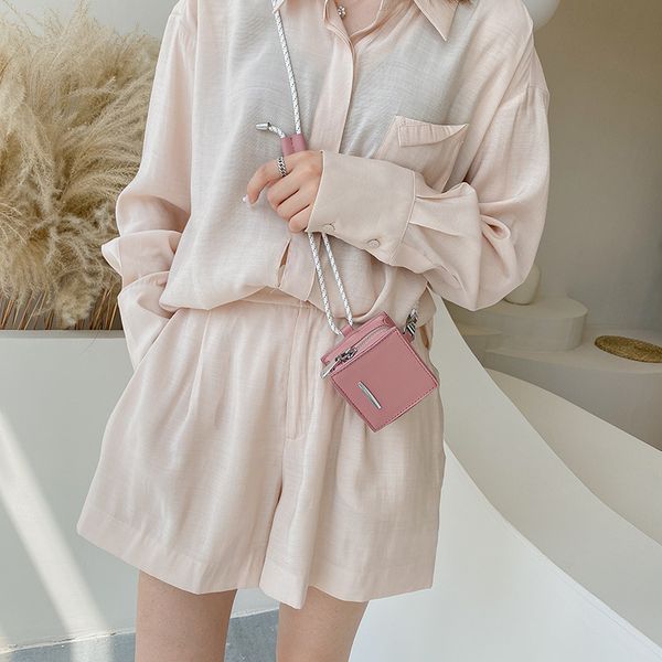 2020 new ladies shoulder bag fashion diagonal bag lipstick female change mini small square
2020 new ladies shoulder bag fashion diagonal bag lipstick female change mini small square