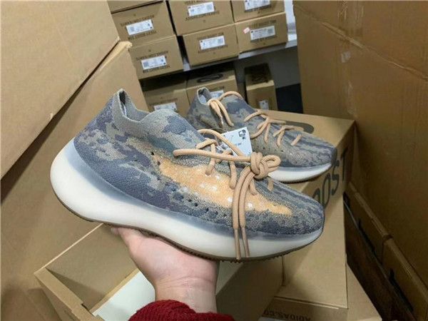 with box new released 380 v3 citrin alien mist black kanye west men women running shoes designer fashion sports sneakers
with box new released 380 v3 citrin alien mist black kanye west men women running shoes designer fashion sports sneakers