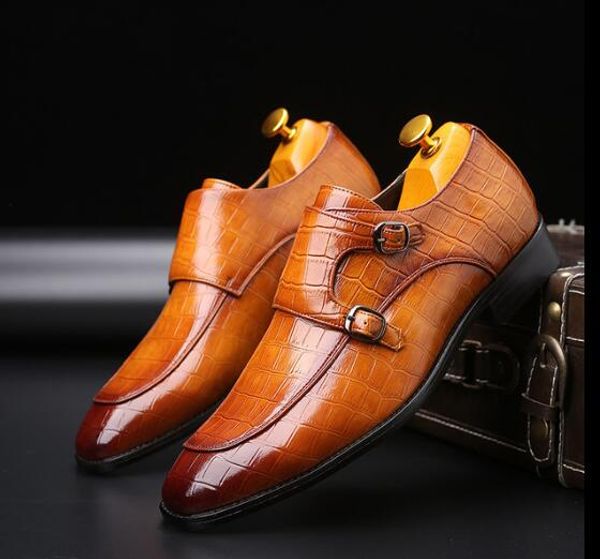 fashion patent leather mens loafers wedding party dress shoes black green monk strap casual fashion men slip on shoes 38-46
fashion patent leather mens loafers wedding party dress shoes black green monk strap casual fashion men slip on shoes 38-46