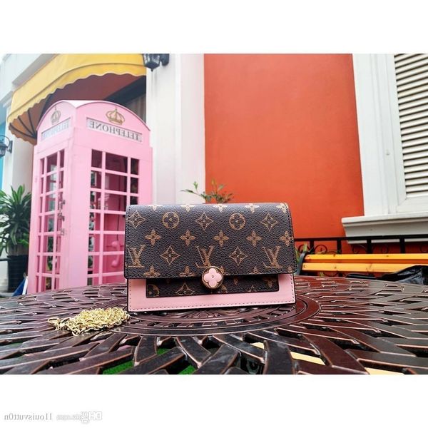 2019 new women handbags single-shoulder bag travel package shopping bag 4 kinds of color
2019 new women handbags single-shoulder bag travel package shopping bag 4 kinds of color