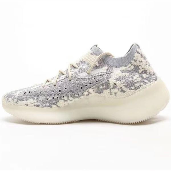 new designer men running shoes v3 outdoor men sports shoes v3 trend wild wholesale 40-46, White;red
new designer men running shoes v3 outdoor men sports shoes v3 trend wild wholesale 40-46, White;red