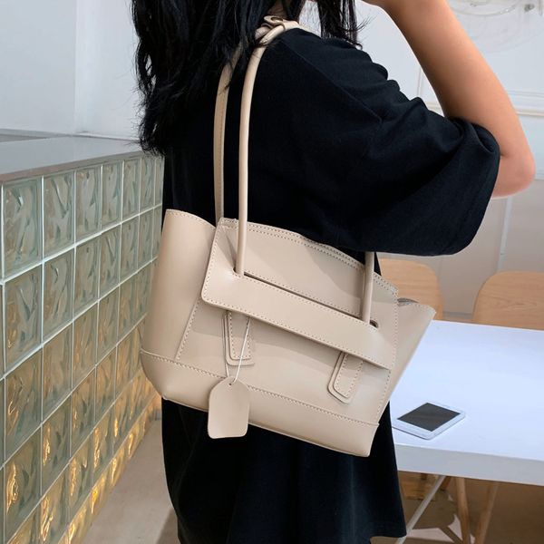 solid color elegant shoulder bags for women 2019 fall pu leather handbags female travel hand bag ladies handbag
solid color elegant shoulder bags for women 2019 fall pu leather handbags female travel hand bag ladies handbag