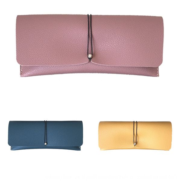 simple and portable fresh sun box leather storage case sun glasses case soft bag creative anti-pressure glasses box
simple and portable fresh sun box leather storage case sun glasses case soft bag creative anti-pressure glasses box