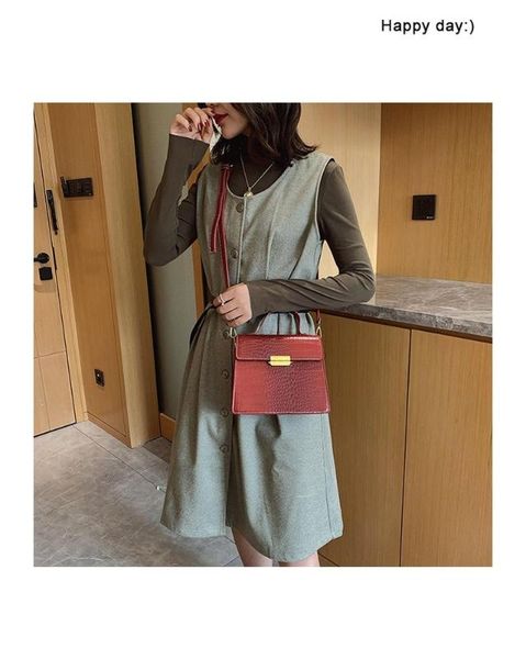crocodile pattern retro crossbody bags casual square sling bags fashion portable shoulder messenger party mini hand
crocodile pattern retro crossbody bags casual square sling bags fashion portable shoulder messenger party mini hand