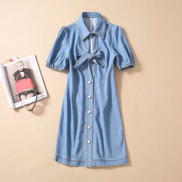 new european and american women's dresses for spring 2020 short sleeve lapel the lantern sleeve fashionable denim dress, Black;gray
new european and american women's dresses for spring 2020 short sleeve lapel the lantern sleeve fashionable denim dress, Black;gray