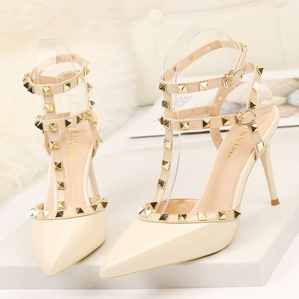rivet high heels luxury designer women shoes ladies pumps spring summer 2019 fashion sandals office dress white black shoes
rivet high heels luxury designer women shoes ladies pumps spring summer 2019 fashion sandals office dress white black shoes