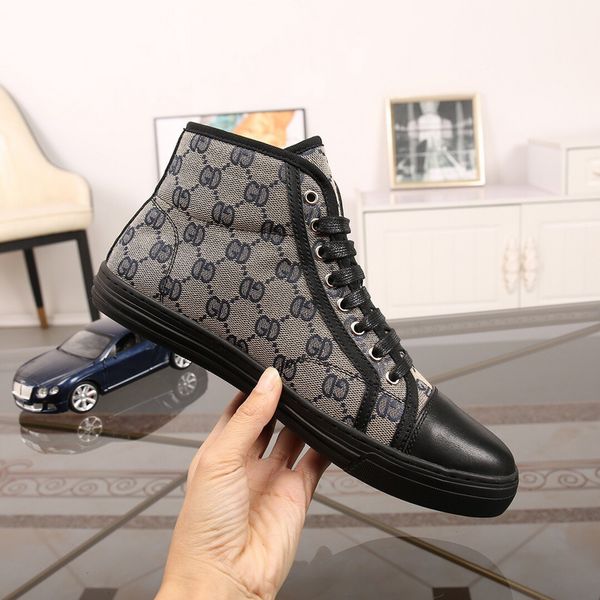sell brand women archlight sneaker leather trainers for men womens triple s running shoes fashion casual outdoor boots fashion show, Black
sell brand women archlight sneaker leather trainers for men womens triple s running shoes fashion casual outdoor boots fashion show, Black