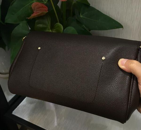 woman fashion luxury designer handbag purses classic brown genuine leather handbag shoulder chain small cross body flap bag coin tote bag 25
woman fashion luxury designer handbag purses classic brown genuine leather handbag shoulder chain small cross body flap bag coin tote bag 25