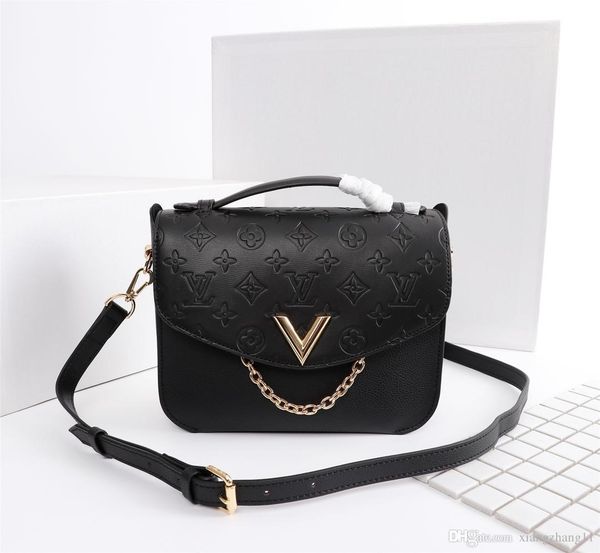 classic b leather black gold silver chain sell 2019 new women bags handbags shoulder bags tote bags messenger size :23cm*17cm*6cm 8201
classic b leather black gold silver chain sell 2019 new women bags handbags shoulder bags tote bags messenger size :23cm*17cm*6cm 8201