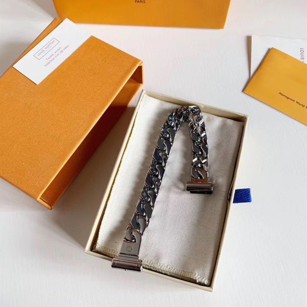 european and american luxury personality silver color bracelet fashion temperament creative wild holiday gift net red bracelet jewelry, Golden;silver
european and american luxury personality silver color bracelet fashion temperament creative wild holiday gift net red bracelet jewelry, Golden;silver
