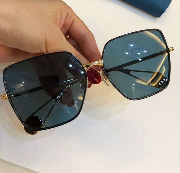0436 gold/blue square sunglasses sun glasses brand very rare sunglasses eyewear shades new with box, White;black
0436 gold/blue square sunglasses sun glasses brand very rare sunglasses eyewear shades new with box, White;black