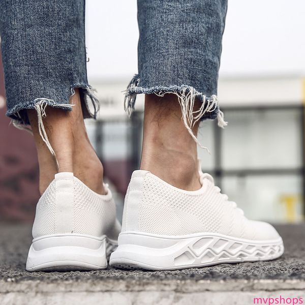 x51 man spring casual shoes breathable light men lace-up new women s leather shoes wild personality shoes fashion big size 39-46
x51 man spring casual shoes breathable light men lace-up new women s leather shoes wild personality shoes fashion big size 39-46