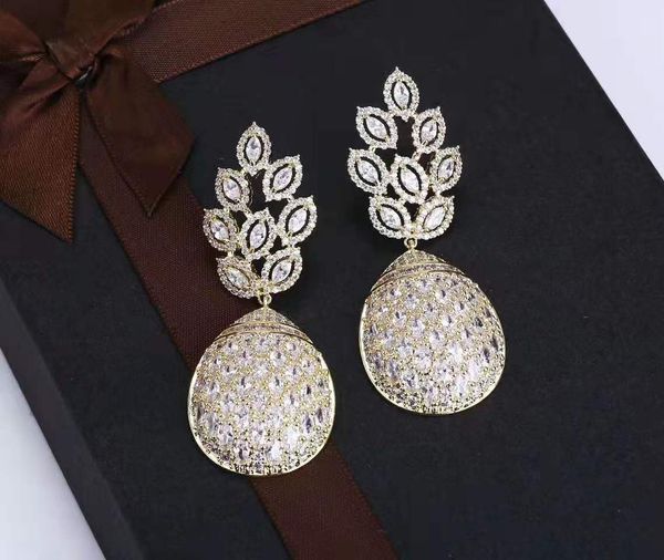 fashion-and american heavy industry micro zircon inlaid, copper plated 18k real gold pineapple tricolor earrings manufacturer's direct, Golden
fashion-and american heavy industry micro zircon inlaid, copper plated 18k real gold pineapple tricolor earrings manufacturer's direct, Golden