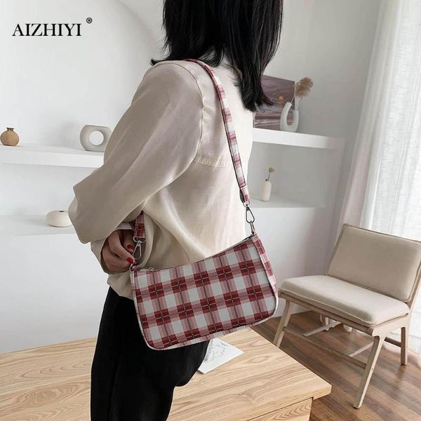 women nylon tote casual totes women small shoulder bag lady's vintage messenger bag fashion plaid subaxillary handbags bolsa
women nylon tote casual totes women small shoulder bag lady's vintage messenger bag fashion plaid subaxillary handbags bolsa